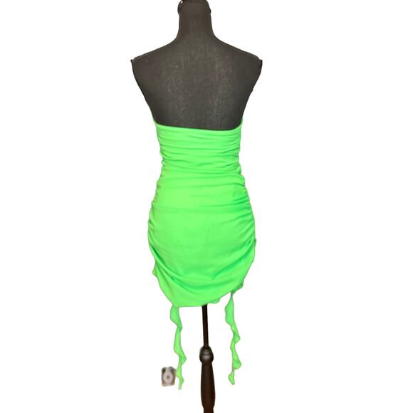 Superdown Green Strapless Mini Dress SMALL Resort Ruffle Tendrils Ruched $84 NEW - Picture 7 of 9